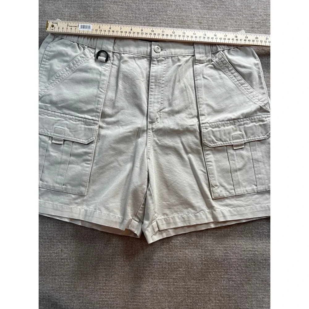 Columbia Mens Fossil Beige Cotton Canvas Cargo Shorts 38 XM4244-022 7 Inseam